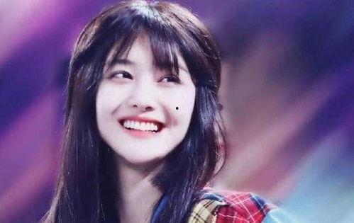 娱乐吃瓜男友是谁,他是谁？背后的故事大揭秘